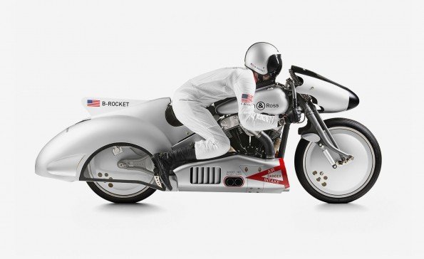 SPEED DIAL: HOW THE POST-WAR UTAH SALT FLAT RACES INSPIRED A NEW BELL & ROSS VINTAGE DESIGN