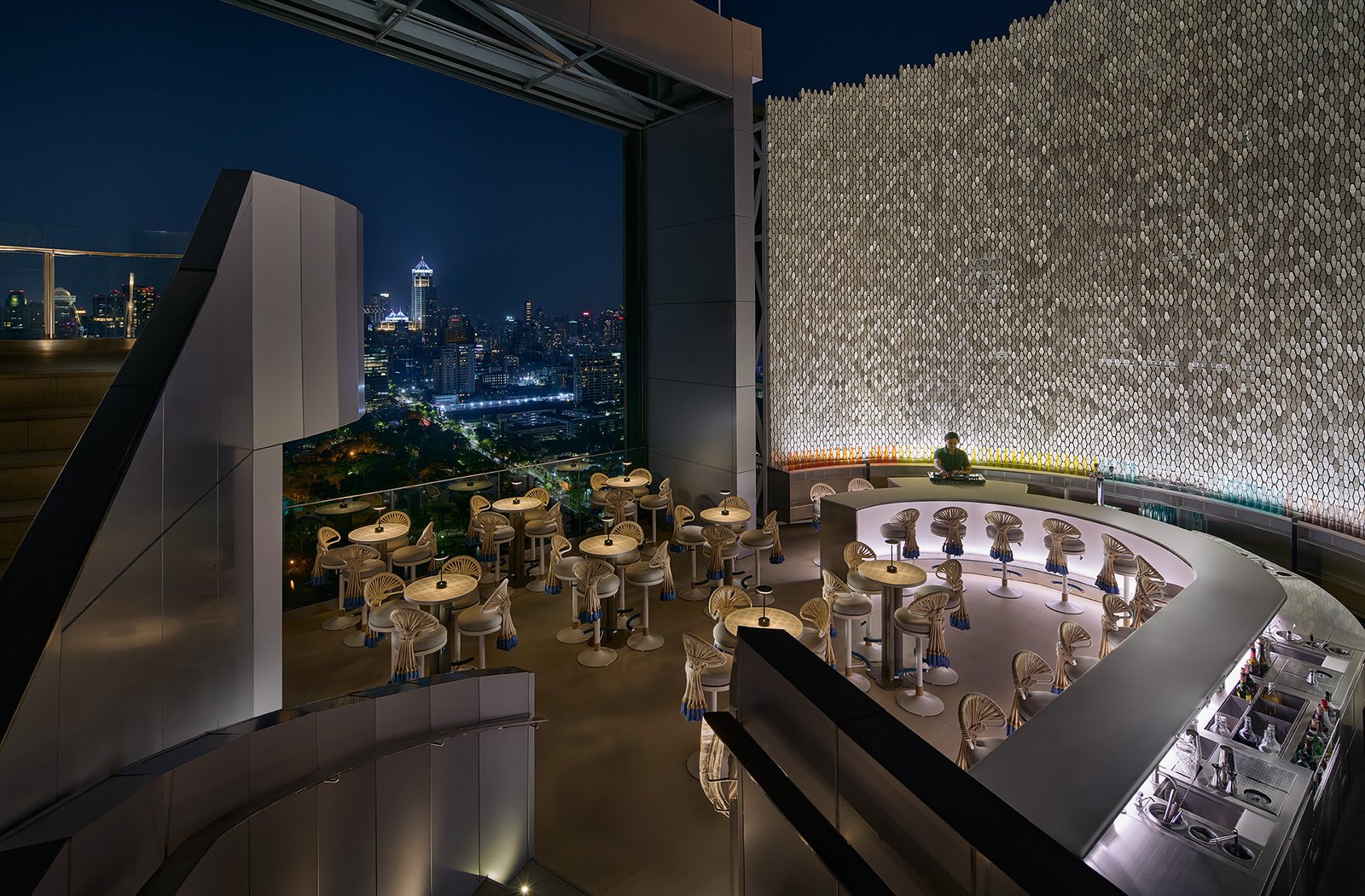 IRIS & WILD IRIS. Rethinking the Rooftop From View to Experience