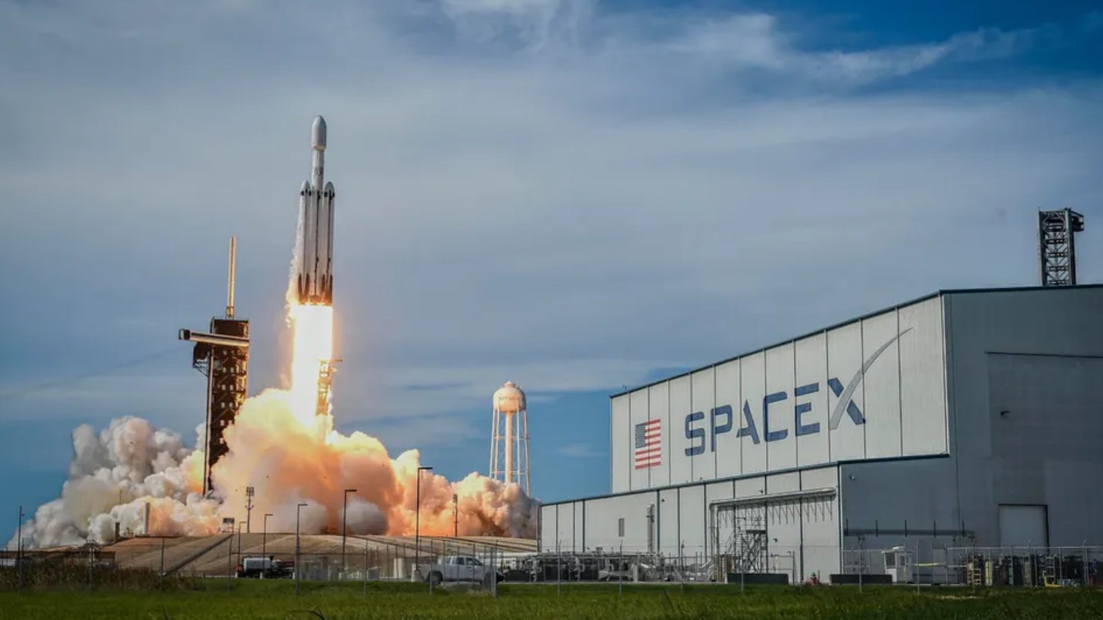 SpaceX’s Record IPO Fuels A Surge In Private Jet Demand